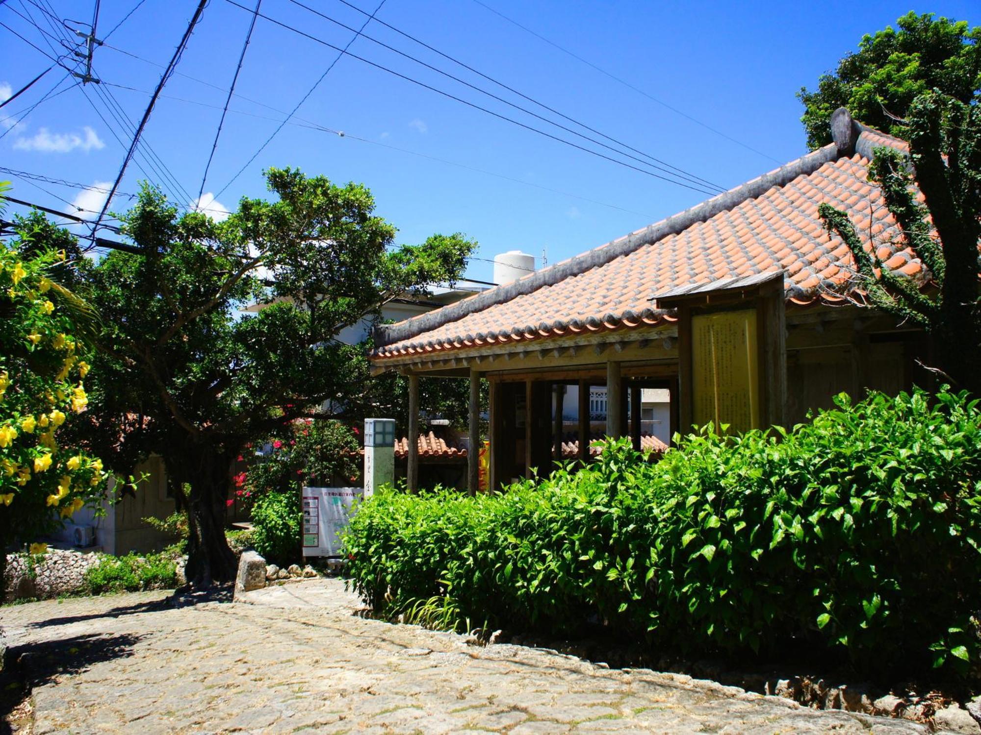 Rj Hotel Naha Exterior photo